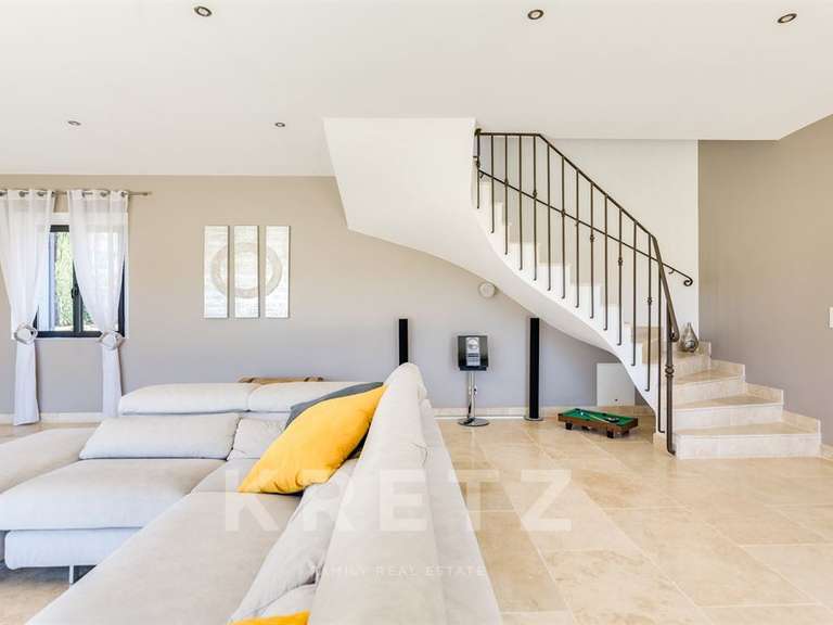 Maison Cabriès - 5 chambres - 240m²