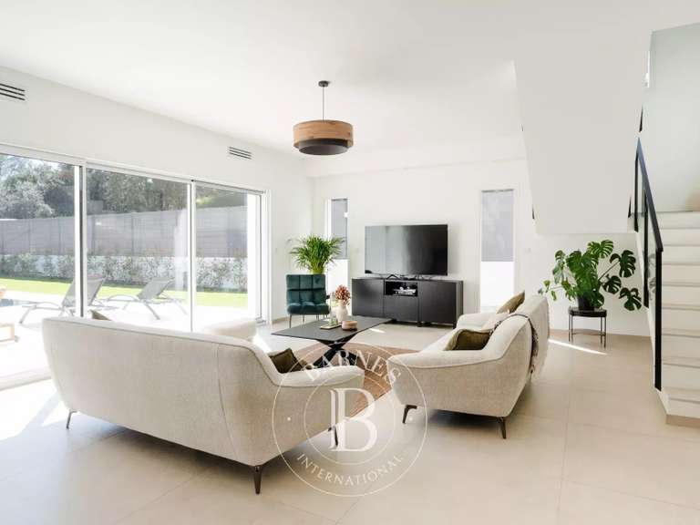 Maison Cabriès - 5 chambres - 206m²