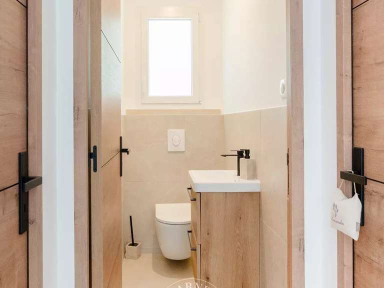 Maison Cabriès - 5 chambres - 206m²