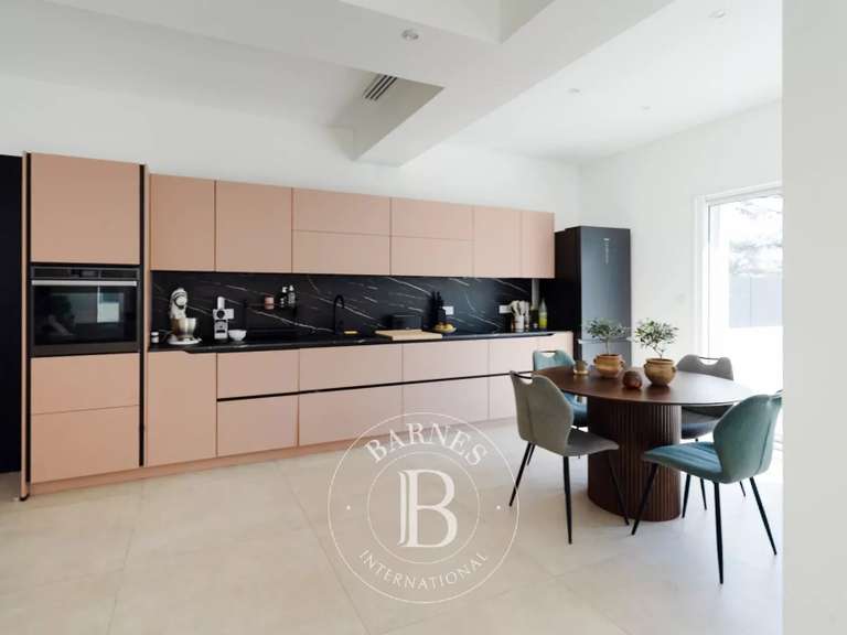 House Cabriès - 5 bedrooms - 206m²