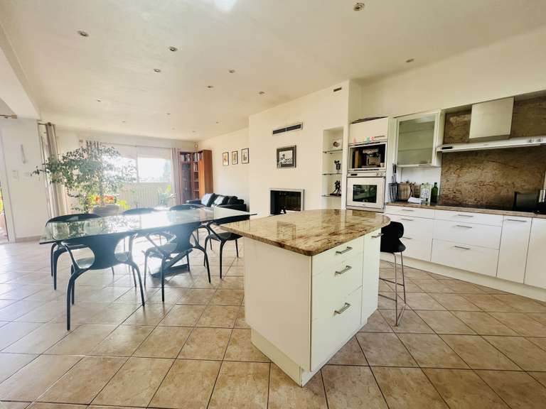Maison Cabriès - 7 chambres - 230m²