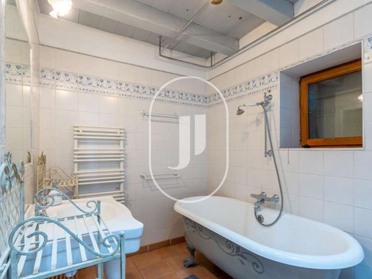 Property Cabriès - 5 bedrooms - 253m²