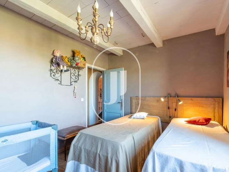 Property Cabriès - 5 bedrooms - 253m²