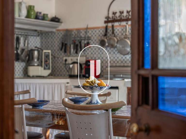 Propriété Cabriès - 5 chambres - 253m²