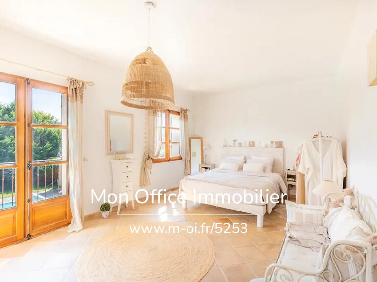 Villa Cabriès - 5 bedrooms - 240m²