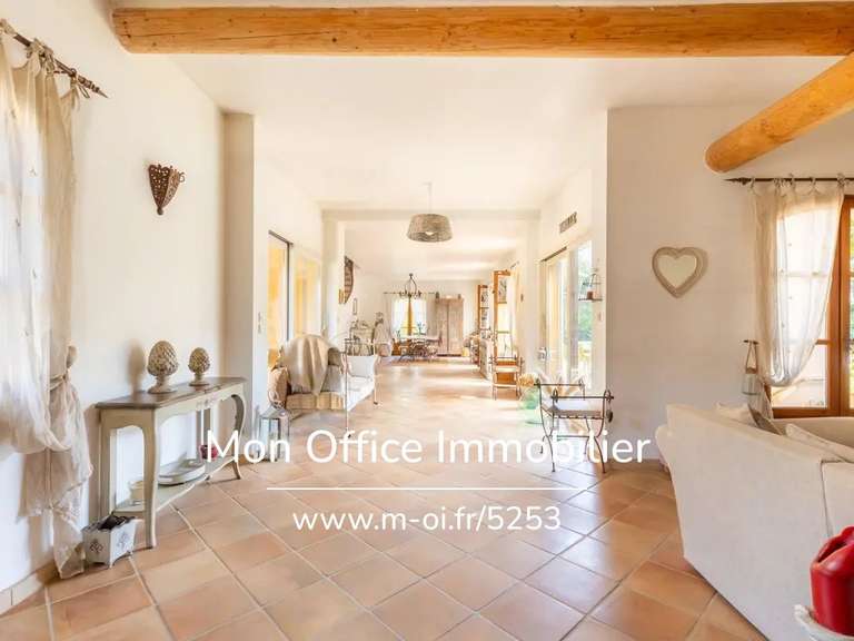 Villa Cabriès - 5 chambres - 240m²