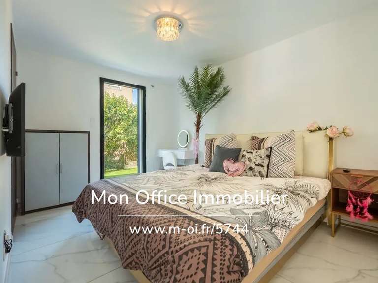 Villa Cabriès - 5 bedrooms - 138m²