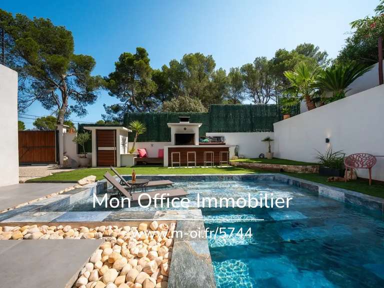 Villa Cabriès - 5 chambres - 138m²