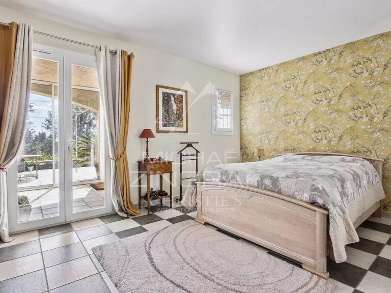 Maison Cabris - 4 chambres - 198m²