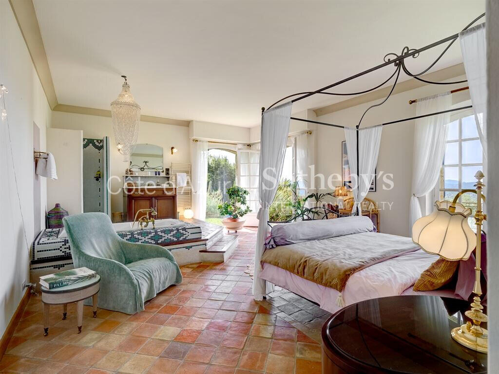Maison Cabris