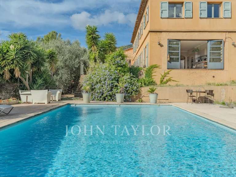 House Cabris - 5 bedrooms - 524m²