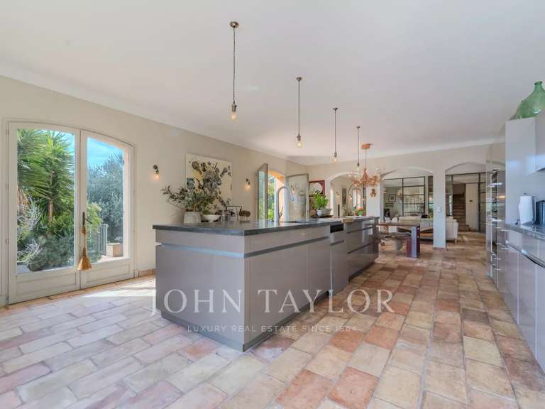 House Cabris - 5 bedrooms - 524m²