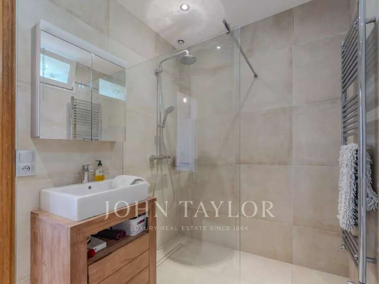 House Cabris - 5 bedrooms - 524m²