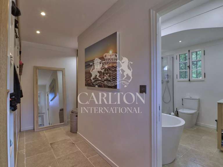 House Cabris - 9 bedrooms - 375m²