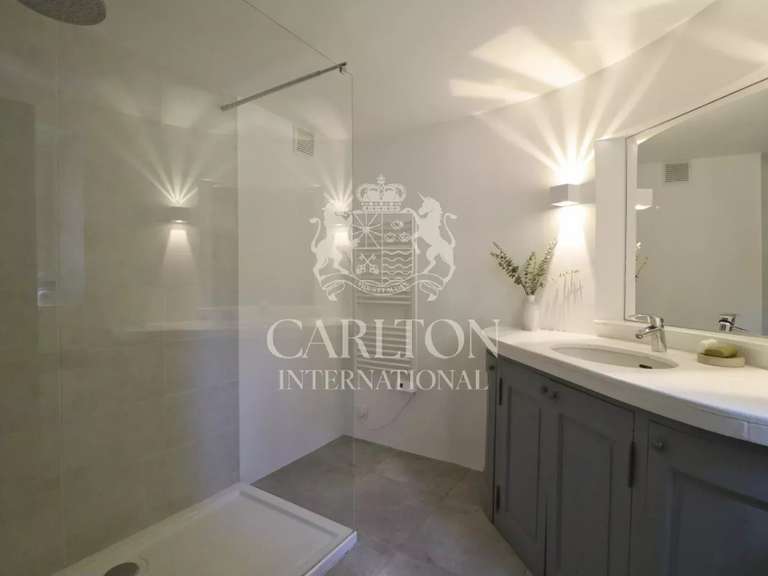 House Cabris - 9 bedrooms - 375m²