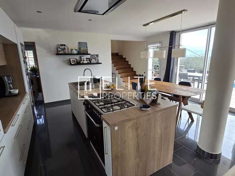 Maison Cabris - 4 chambres - 256m²