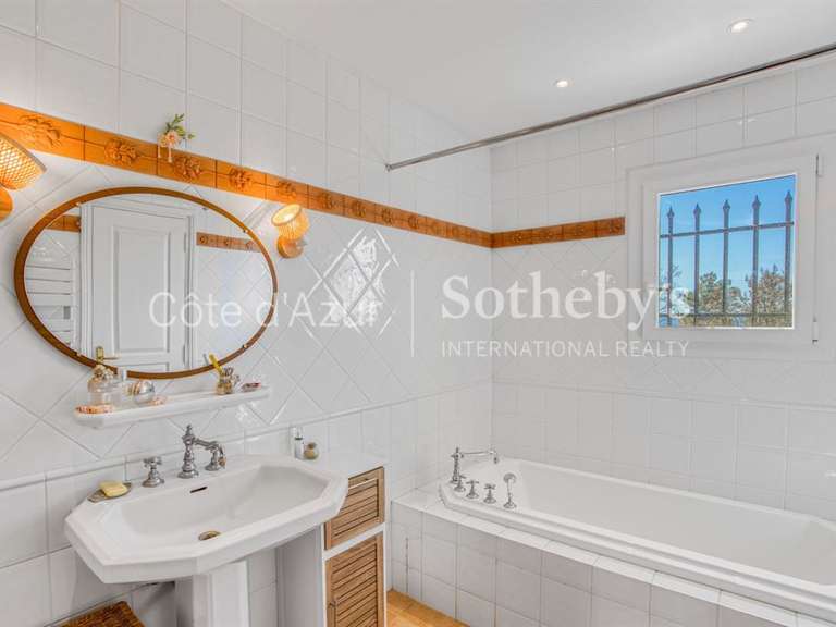 Maison Cabris - 4 chambres - 189m²