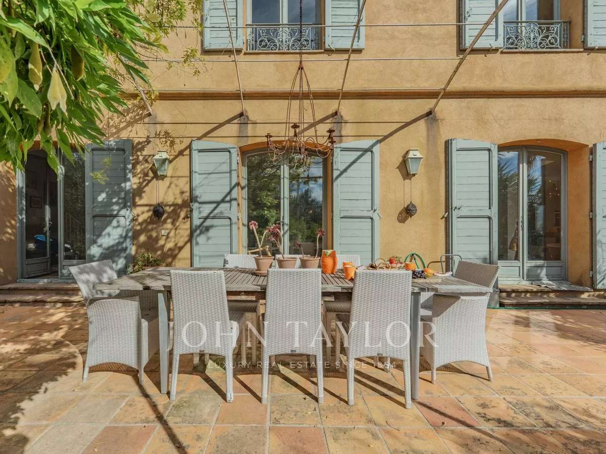 Maison Cabris