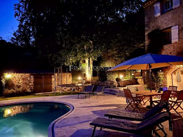 House Cabris - 7 bedrooms - 350m²