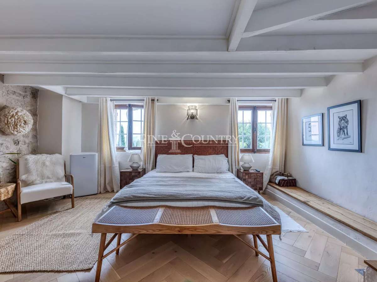 Maison Cabris