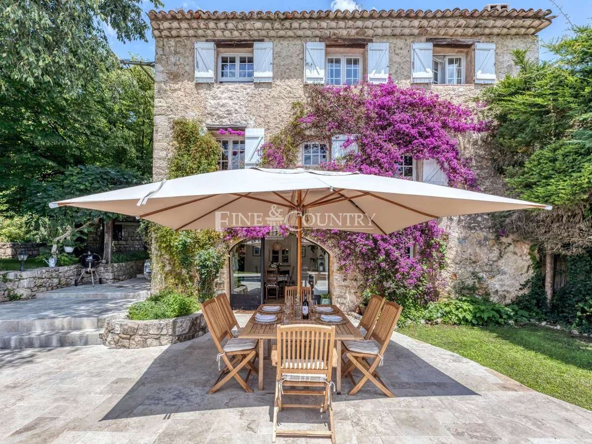 Maison Cabris