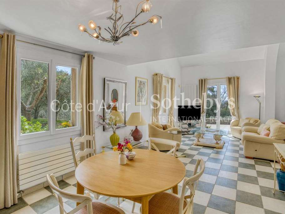 Maison Cabris