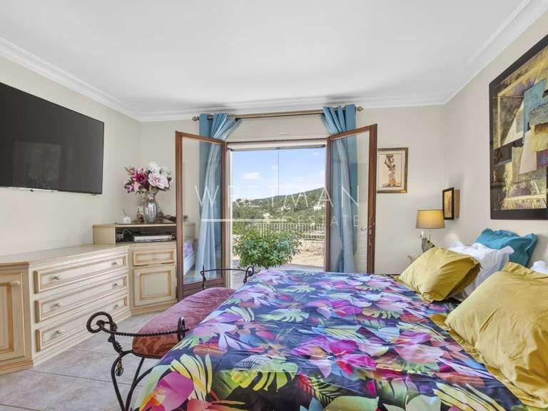 Villa Cabris - 4 bedrooms - 250m²