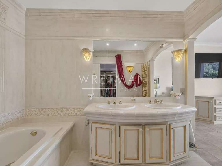 Villa Cabris - 4 bedrooms - 250m²