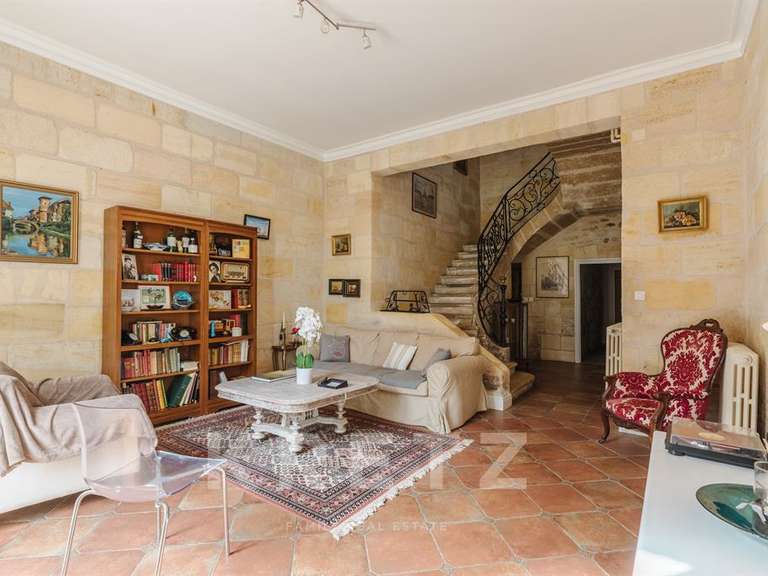 Maison Cadaujac - 5 chambres - 360m²
