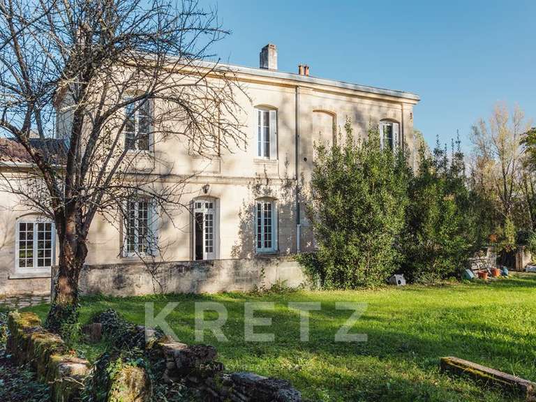 Maison Cadaujac - 5 chambres - 360m²