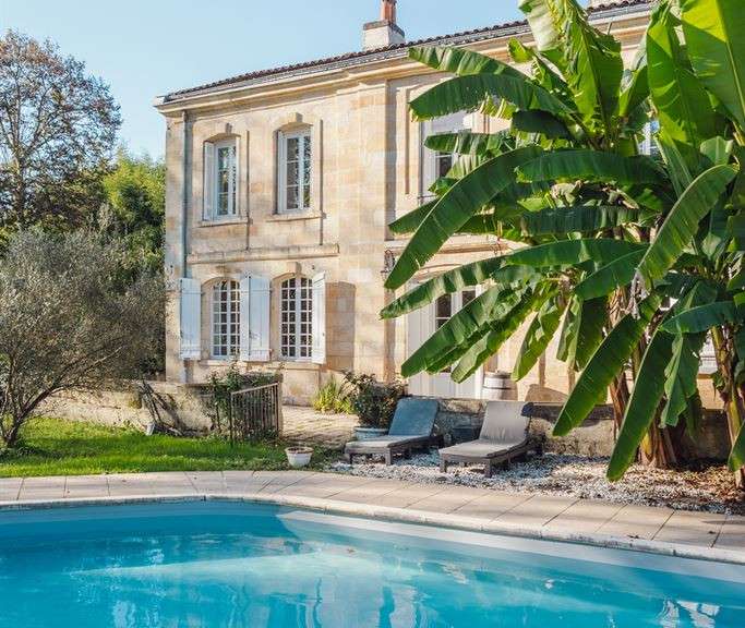 Maison Cadaujac - 5 chambres - 360m²
