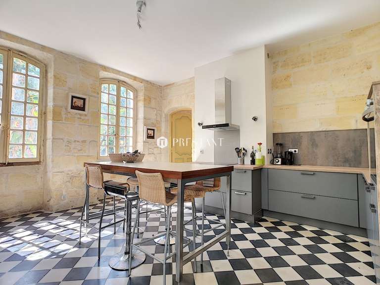 Maison Cadaujac - 5 chambres - 350m²