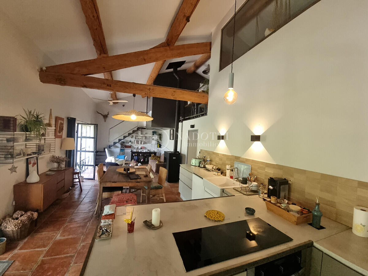 House Cadenet
