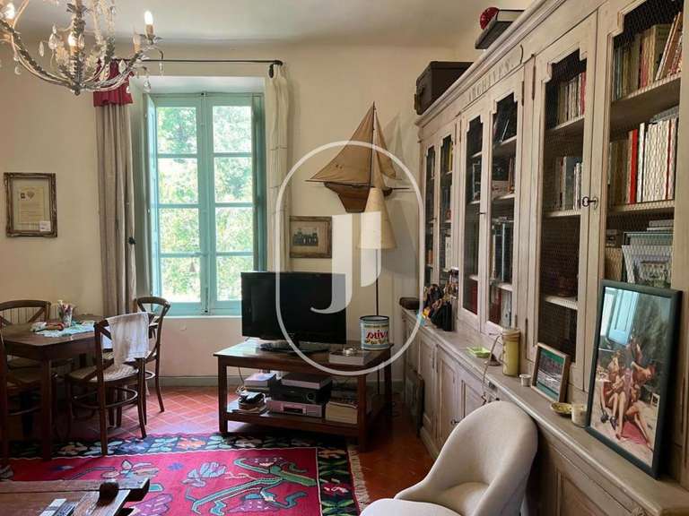 Propriété Cadenet - 8 chambres - 452m²