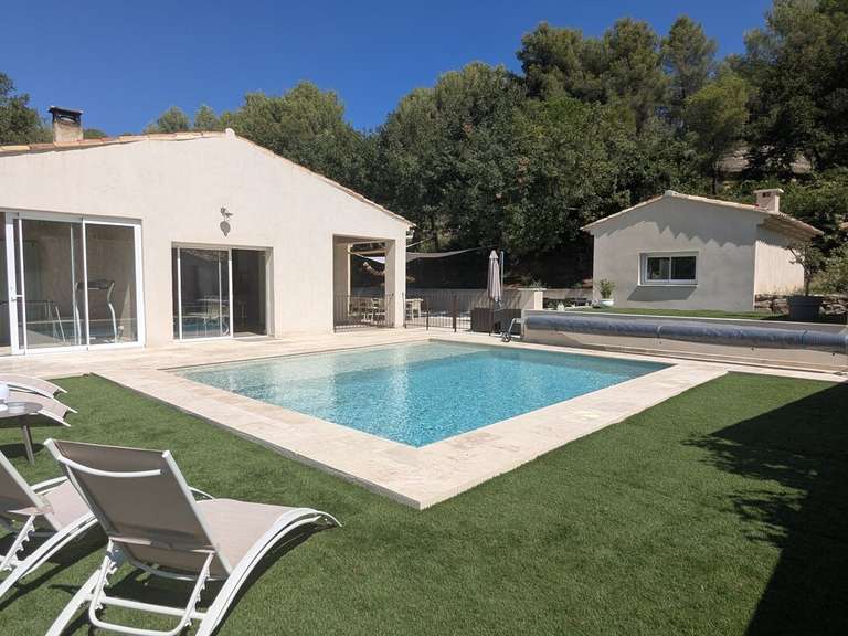 Villa Cadenet - 5 chambres - 180m²