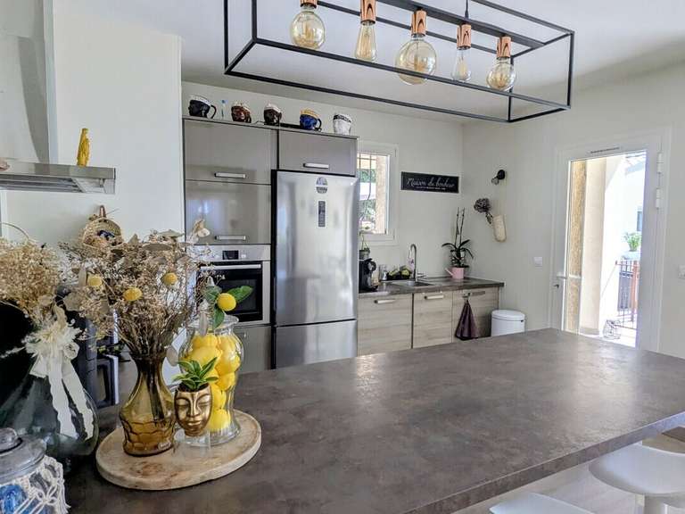 Villa Cadenet - 5 chambres - 180m²