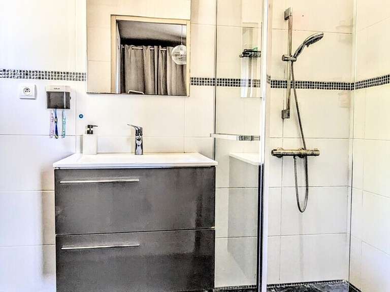 Villa Cadenet - 5 chambres - 180m²