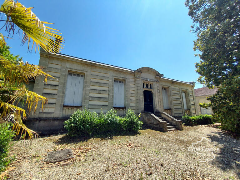 House Cadillac - 5 bedrooms - 229m²