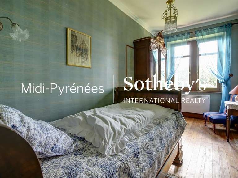 Château Cadours - 6 chambres - 302m²