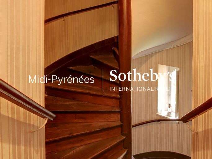 Château Cadours - 6 chambres - 302m²