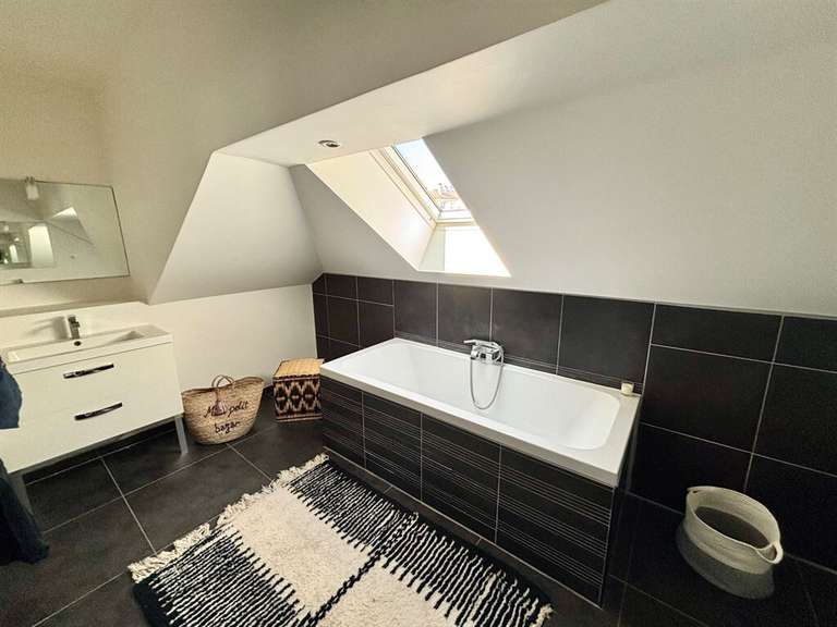 Maison Caen - 4 chambres - 210m²