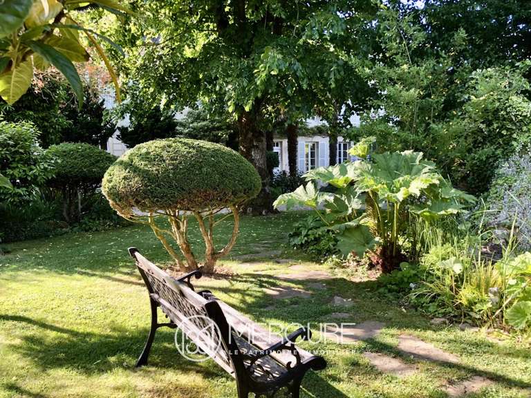 Maison Caen - 9 chambres - 465m²