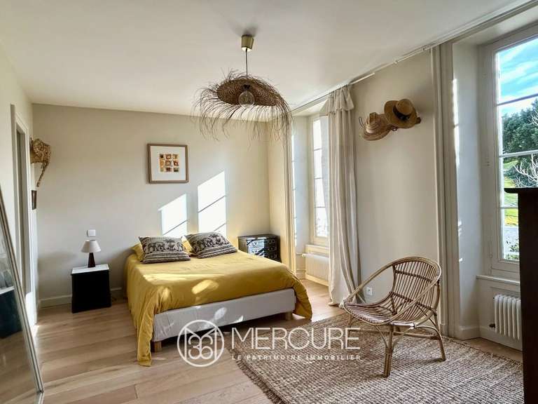 Maison Caen - 9 chambres - 465m²