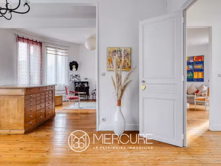 Maison Caen - 5 chambres - 299m²