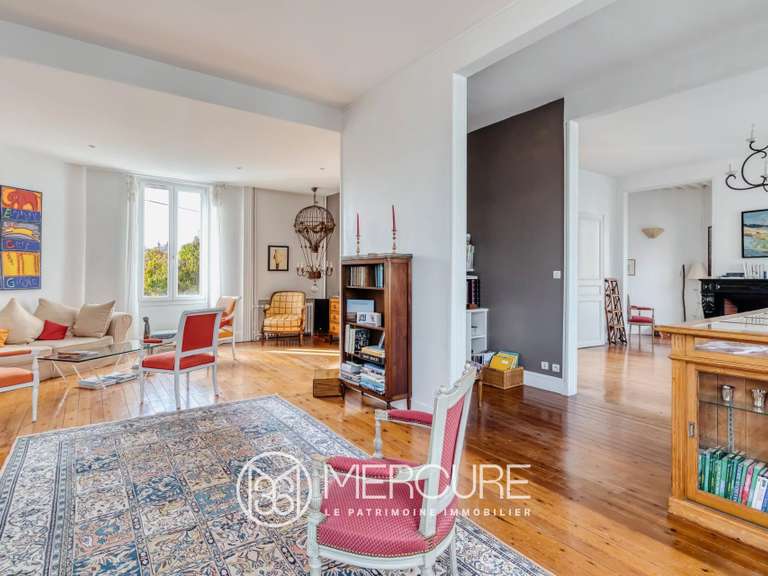 Maison Caen - 5 chambres - 299m²