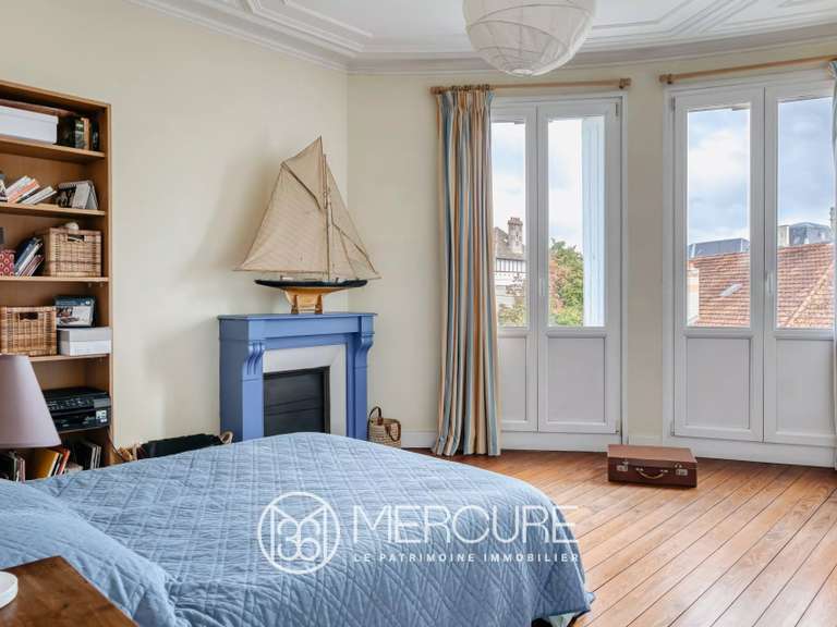 Maison Caen - 5 chambres - 299m²