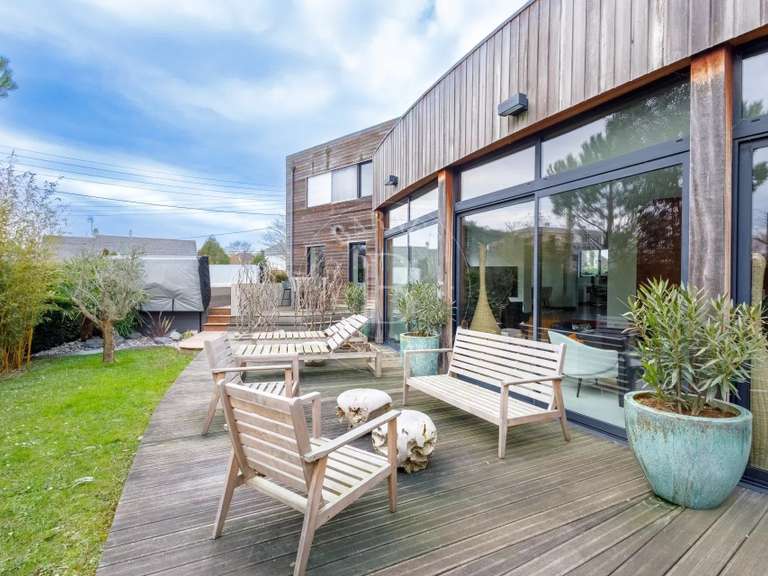 Maison Caen - 4 chambres - 210m²