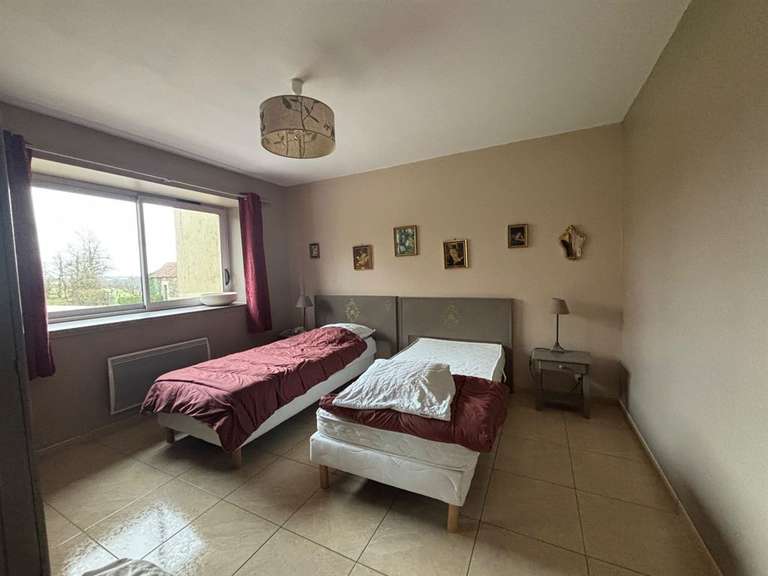 Maison Caen - 4 chambres - 560m²