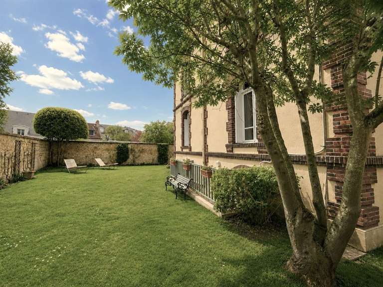 Maison Caen - 5 chambres - 220m²