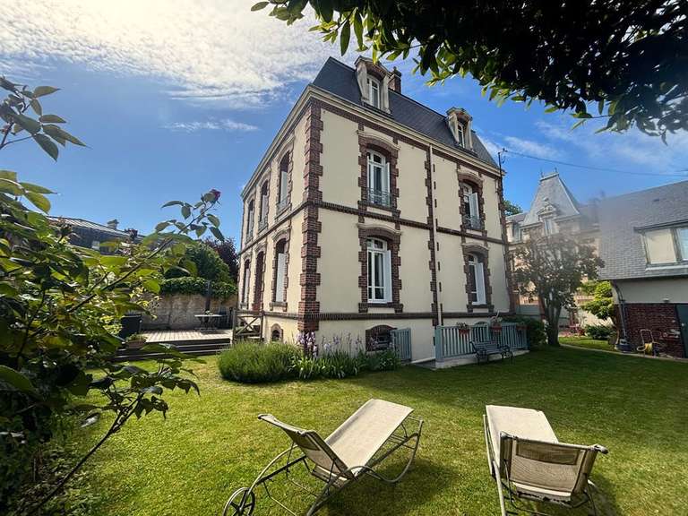 Maison Caen - 5 chambres - 245m²